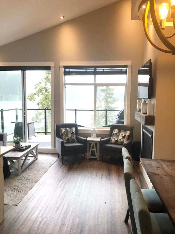 Sandy Feet Retreat Port Renfrew- Oceanfront 2Br Modern Cottage Eksteriør billede